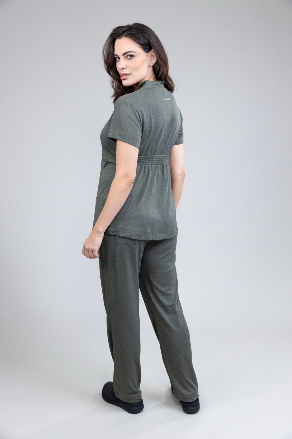 Scrub Aero EDGE - Feminino - Verde Serenity