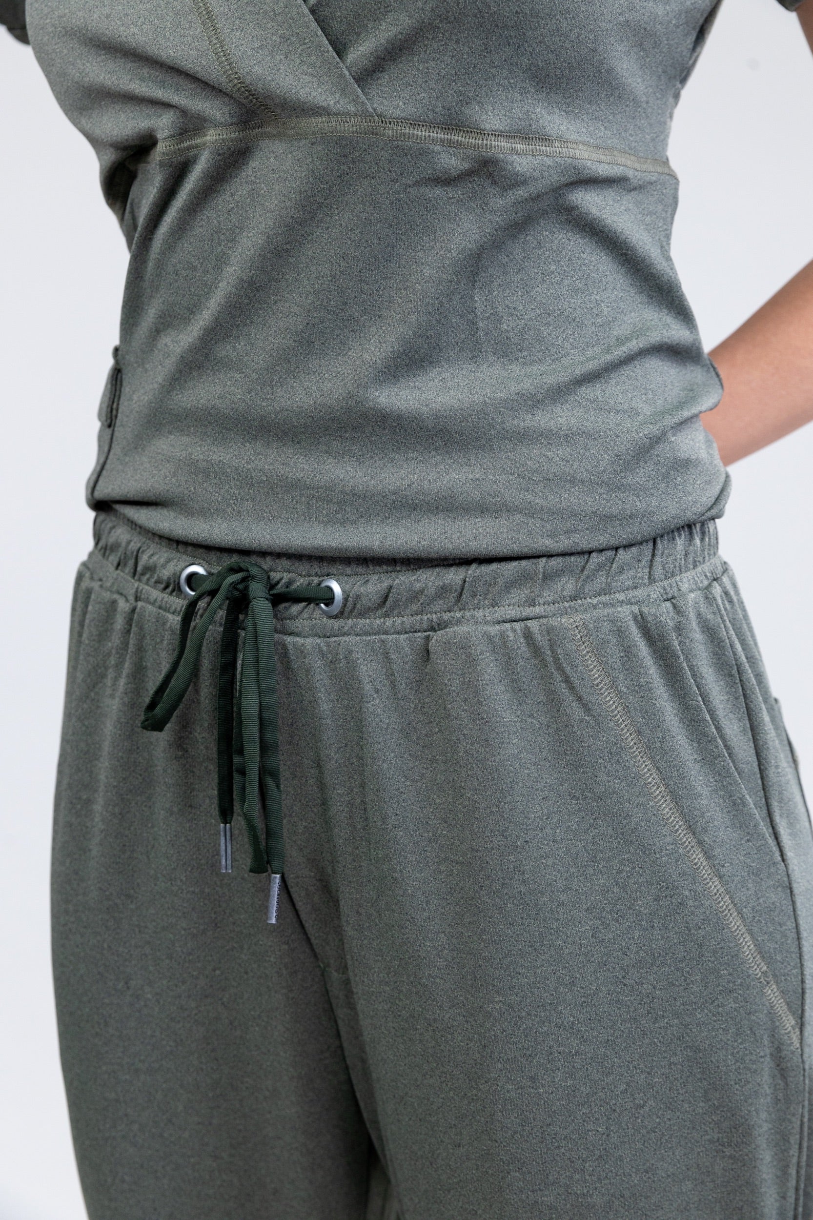 Scrub Aero EDGE - Feminino - Verde Serenity