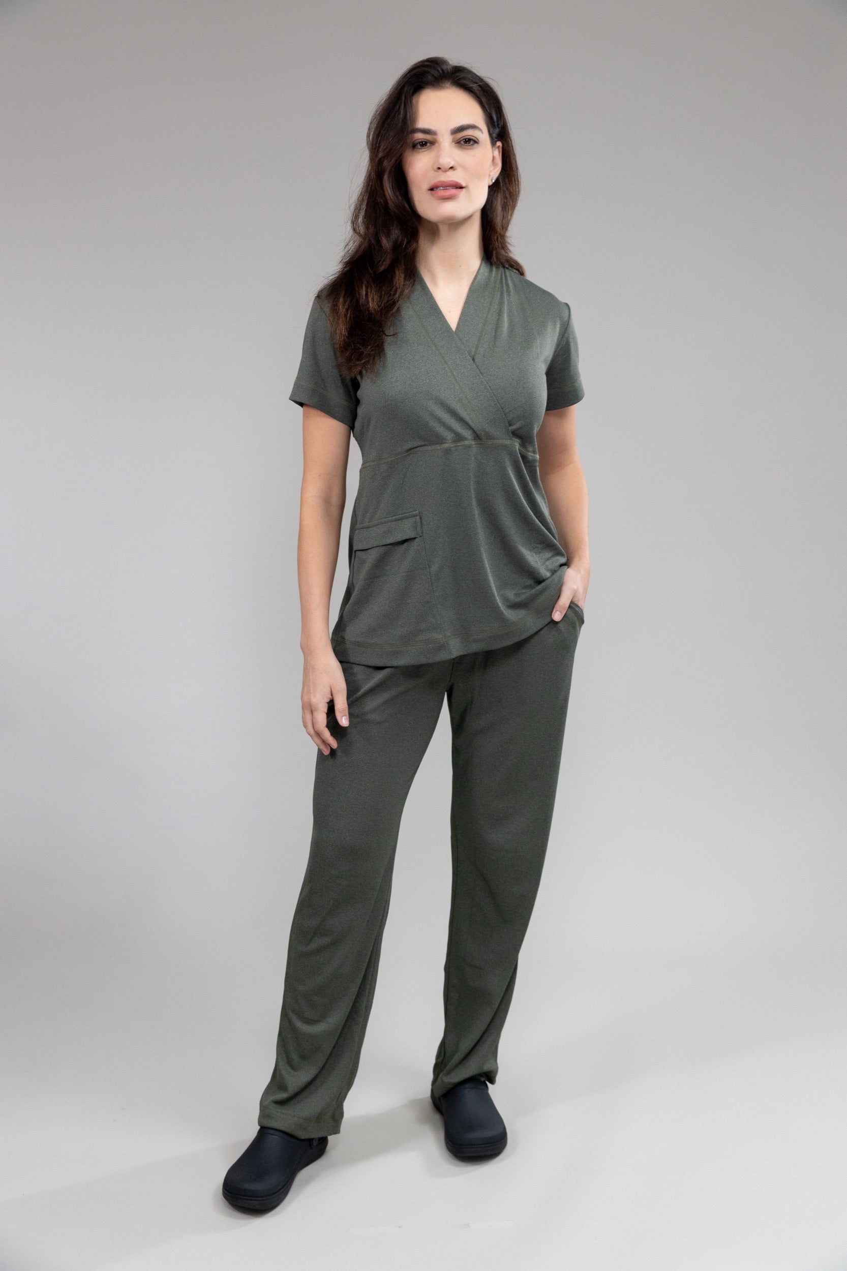 Scrub Aero EDGE - Feminino - Verde Serenity