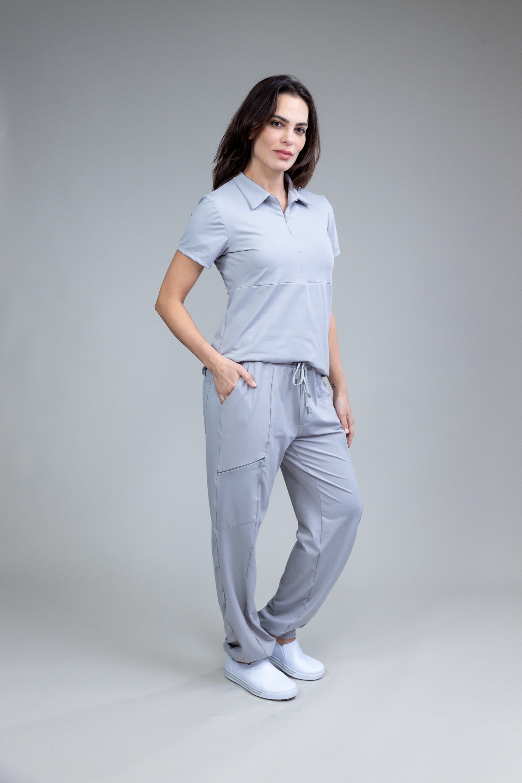 Scrub BioShield ZIP - Feminino - Cinza Tech