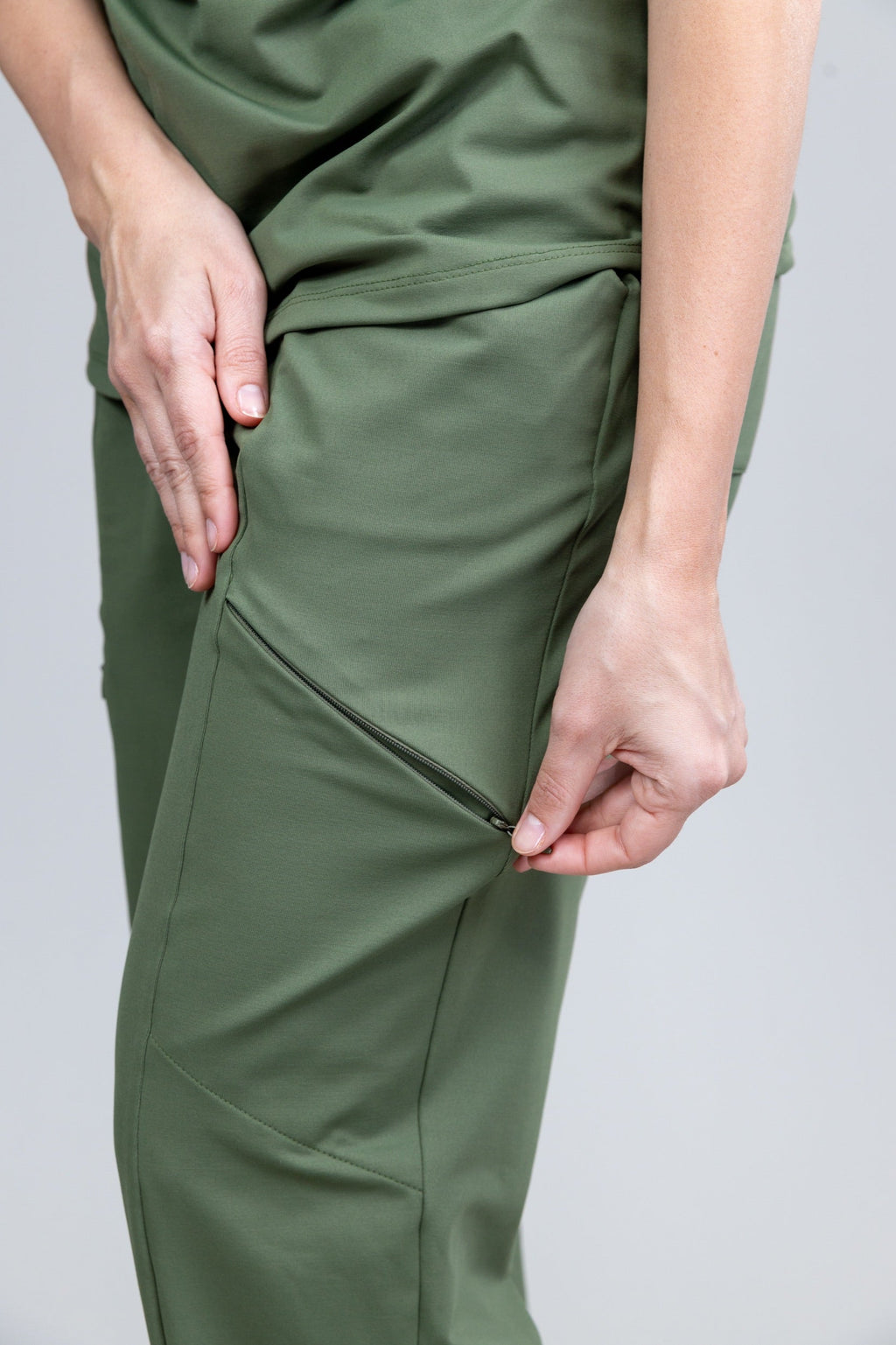 Scrub BioShield ZIP - Feminino - Verde Clinic