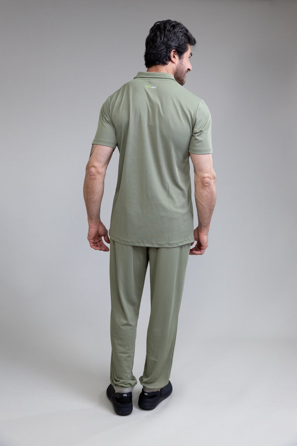 Scrub Aero ZIP - Masculino - Verde Olive