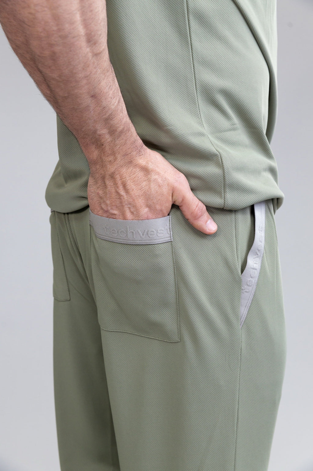 Scrub Aero ZIP - Masculino - Verde Olive